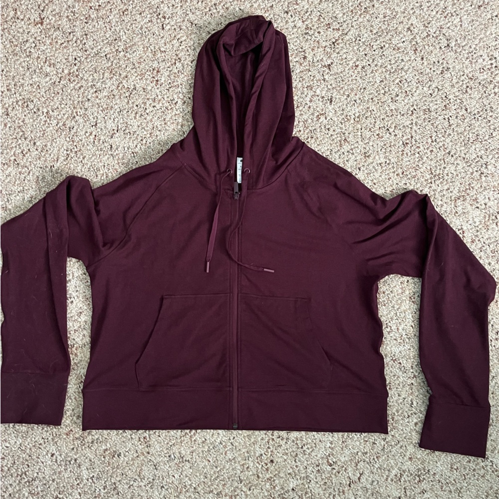 Burgundy cropped zip up hoodie